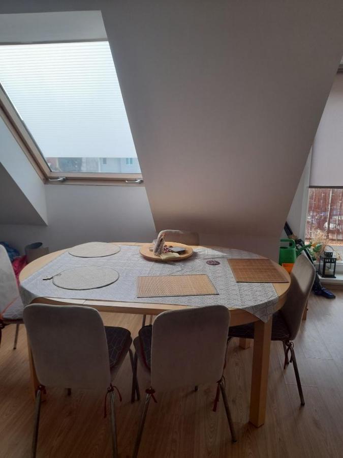 Jasne Czyste I Zadbane Mieszkanie Blisko Lotniska Danzig Exterior foto